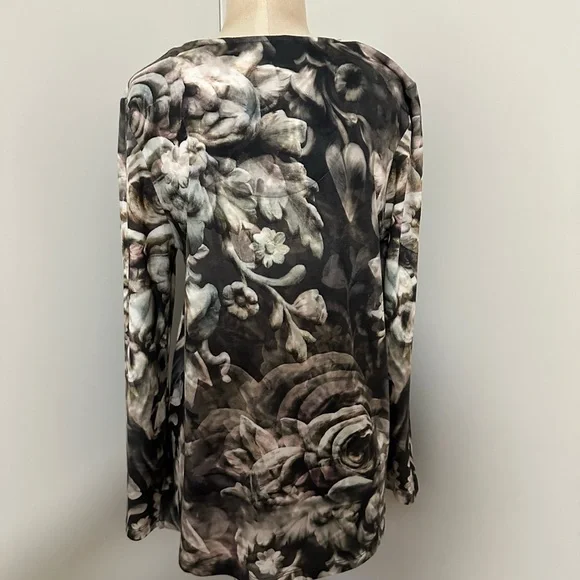 Soft Surroundings Pullover sweater multi floral tunic. Size petite large.. - Picture 5 of 6